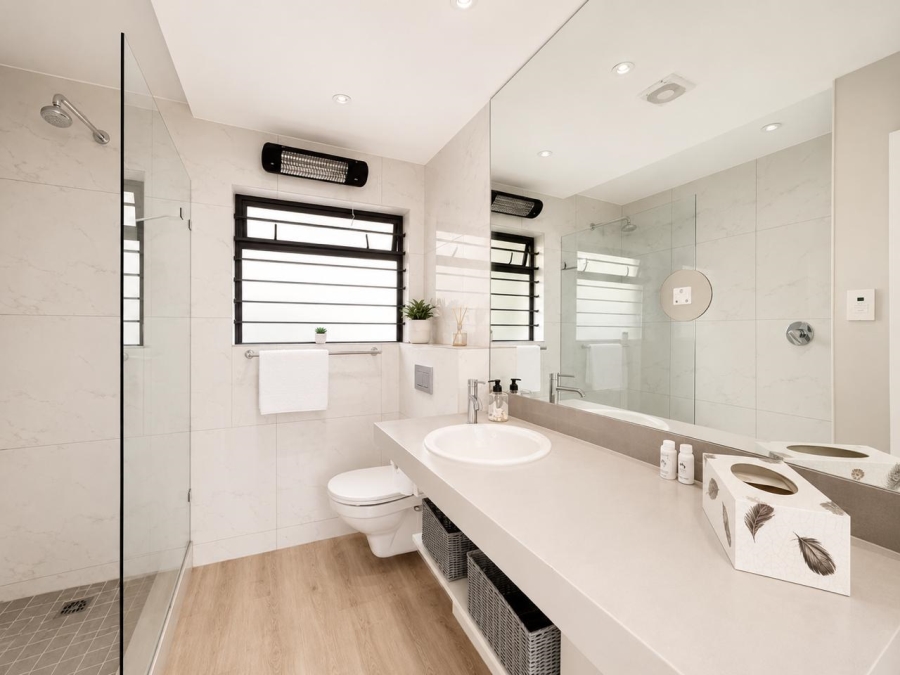 1 Bedroom Property for Sale in Camps Bay Western Cape